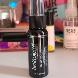 Bellapierre hd setting spray